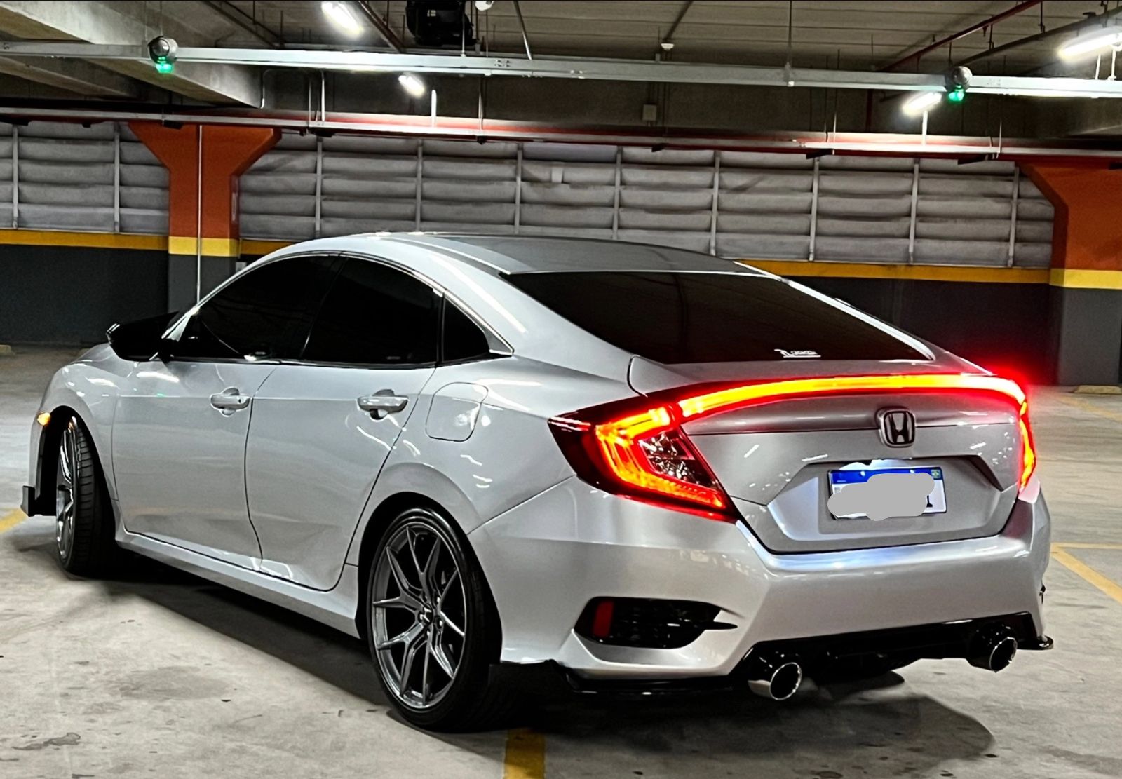 Aerofólio LED Full Bar para Honda Civic G10 (2016-2021) – Visual Esportivo e Exclusivo