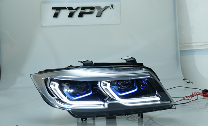 Par de Farol LED Modificado para BMW Série 3 E90 (2005-2012)