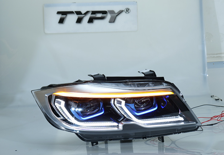 Par de Farol LED Modificado para BMW Série 3 E90 (2005-2012)