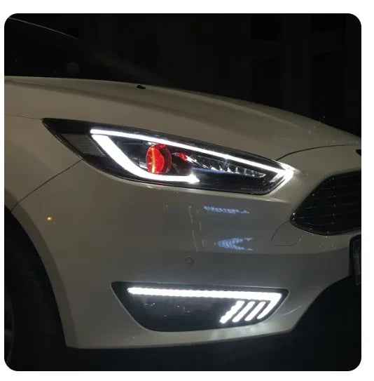 Luz de Carro LED Farol para Ford Focus 2015-2017 - Alta Qualidade com DRL Azul e Olhos de Demônio