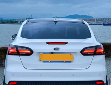 Luzes Traseiras Altezza LED para Ford Focus Sedan 2015-2018