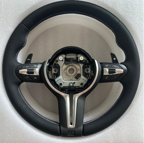 Volante Esportivo BMW M3 M5 M6 - Compatível com Série 3, Série 5, X1, X5, e X6 (F20, F30, F35, F10 e F18)