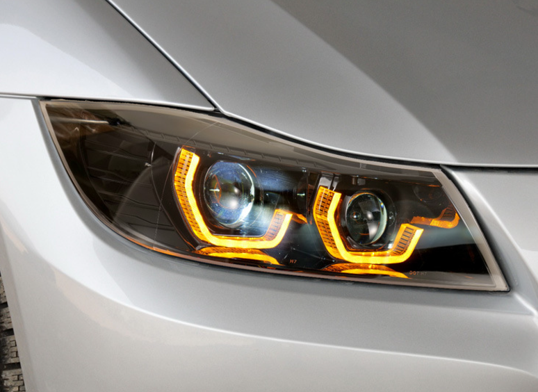 Par de Farol com Lente a Laser para BMW Série 3 E90 (2005-2012)