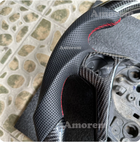 Volante Esportivo em Fibra de Carbono para Ford Fiesta ST MK7/MK7.5/MK8