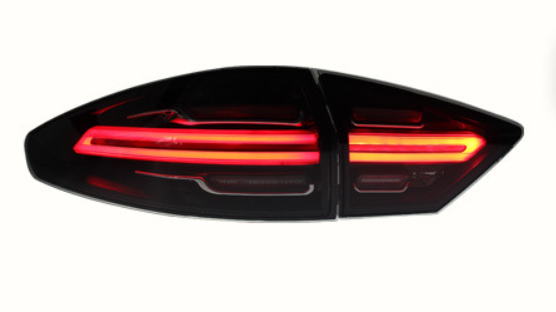 Lanterna Traseira Altezza LED para Ford Fusion 2013-2016