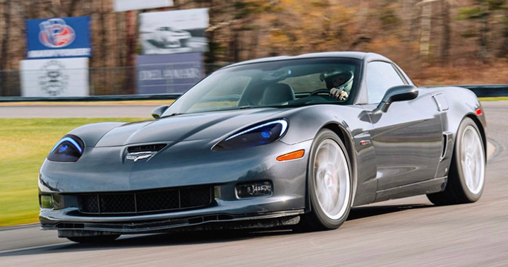 Conjunto de Faróis RGB para Chevrolet Corvette C6 (2005-2013)