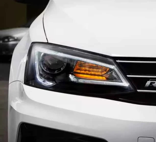 Farol Jetta DRL com Seta Sequencial - Visual Premium e Iluminação| LED Line BR Parts